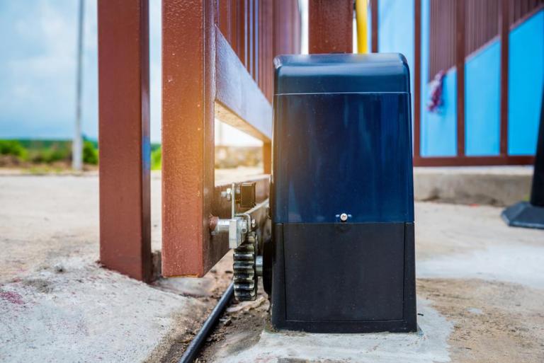 Maintenance du portail : les gestes essentiels pour éviter les pannes
